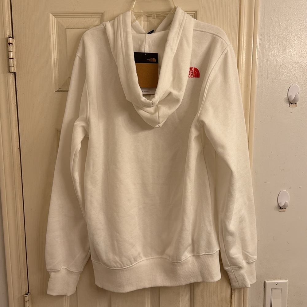 The North Face Men’s Hoodie Pullover - Picture 5 of 9